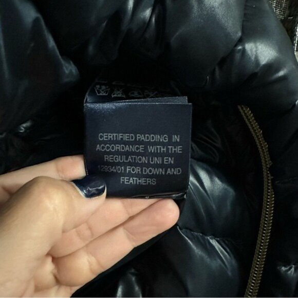 Herno Down Quilted Jacket in Navy Blue - Picture 12 of 14